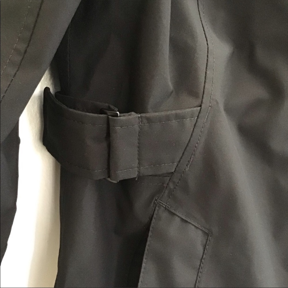 NWT North Face Rain Coat - Picture 5 of 8